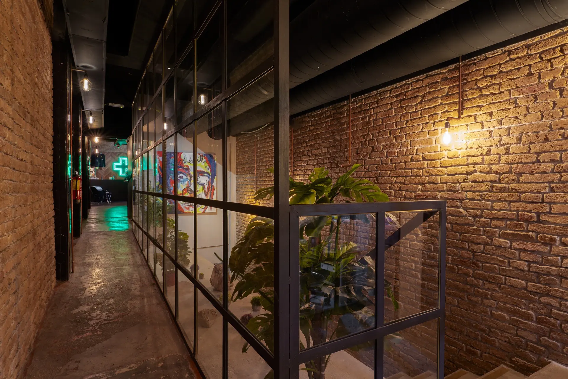 Dr Resin Social Club